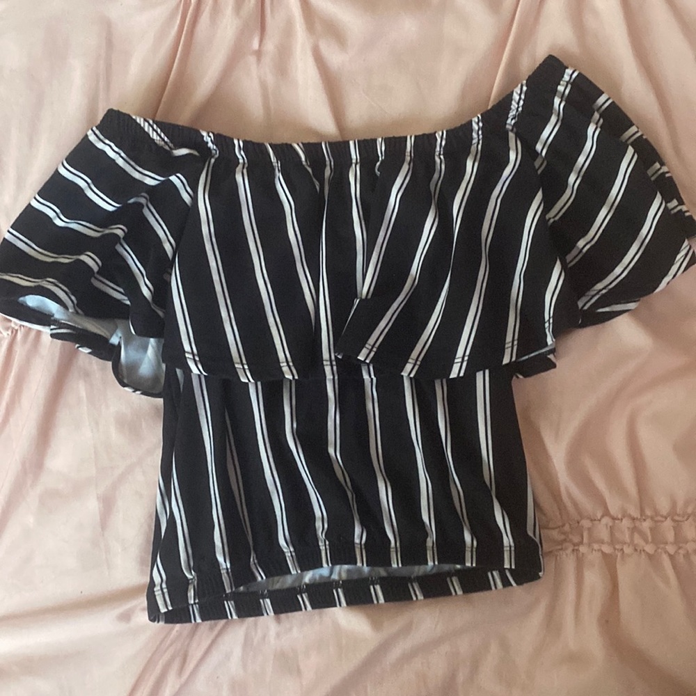 Black and white top
